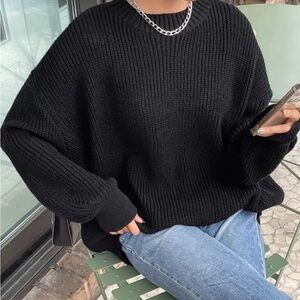Elegant Black Women's Crew Neck Sweater